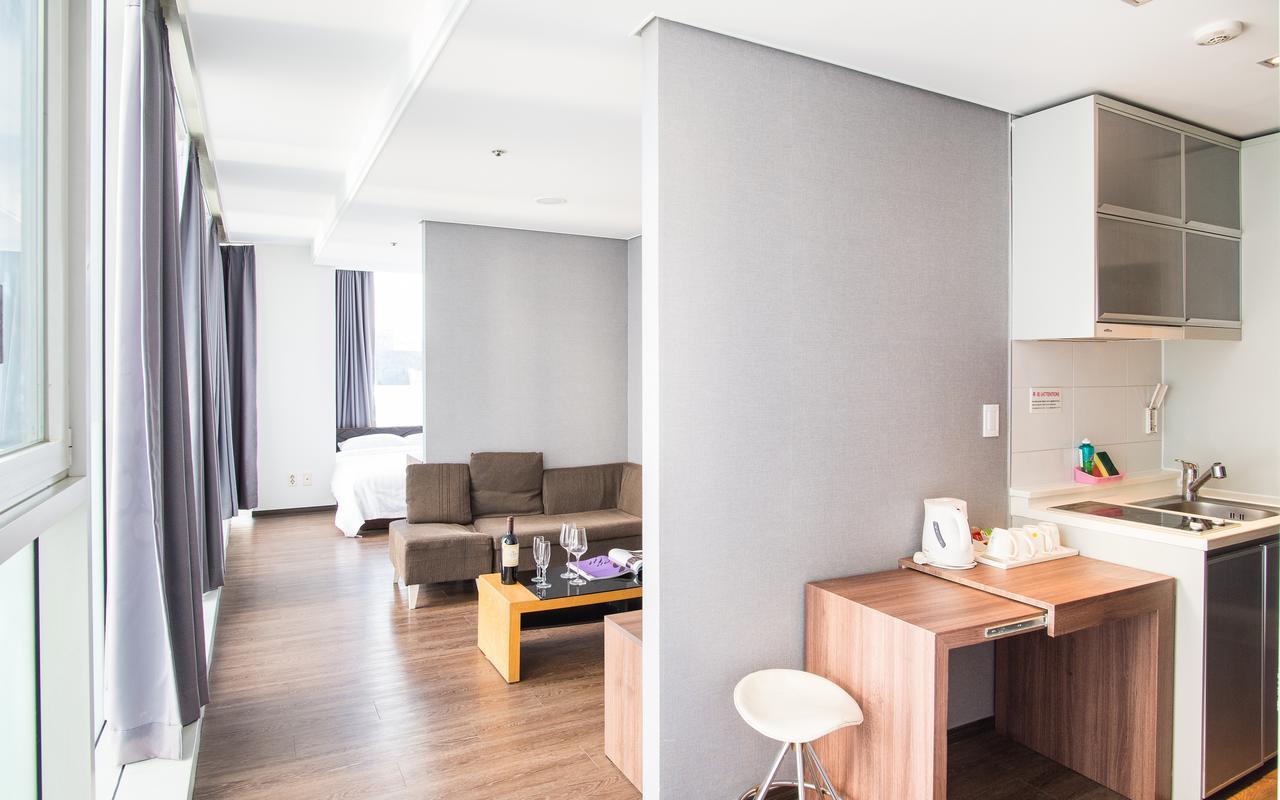 Hotel Arinus Shinchon โซล ภายนอก รูปภาพ