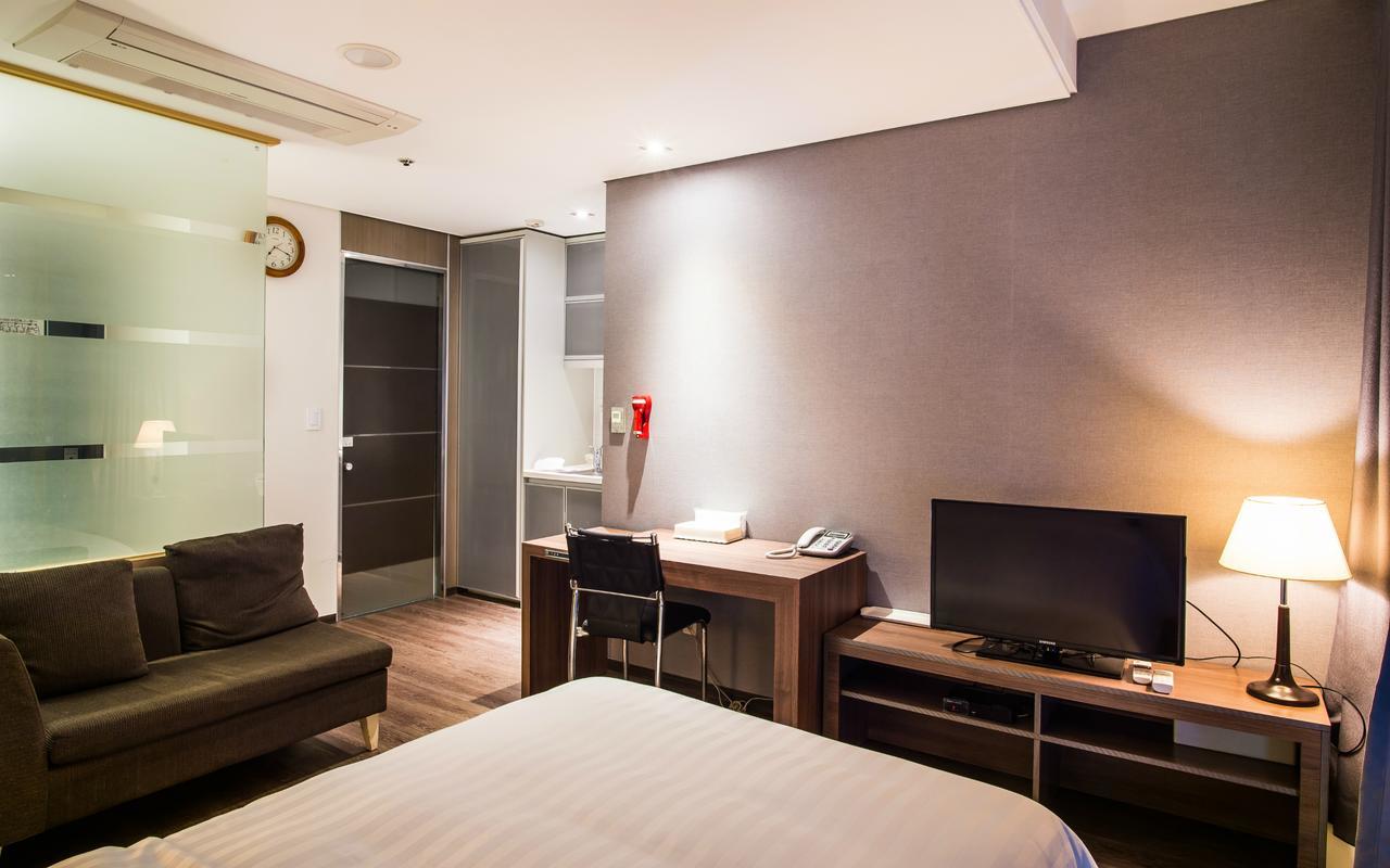 Hotel Arinus Shinchon โซล ภายนอก รูปภาพ